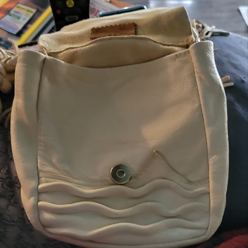 Purse - Picture 2 of 4